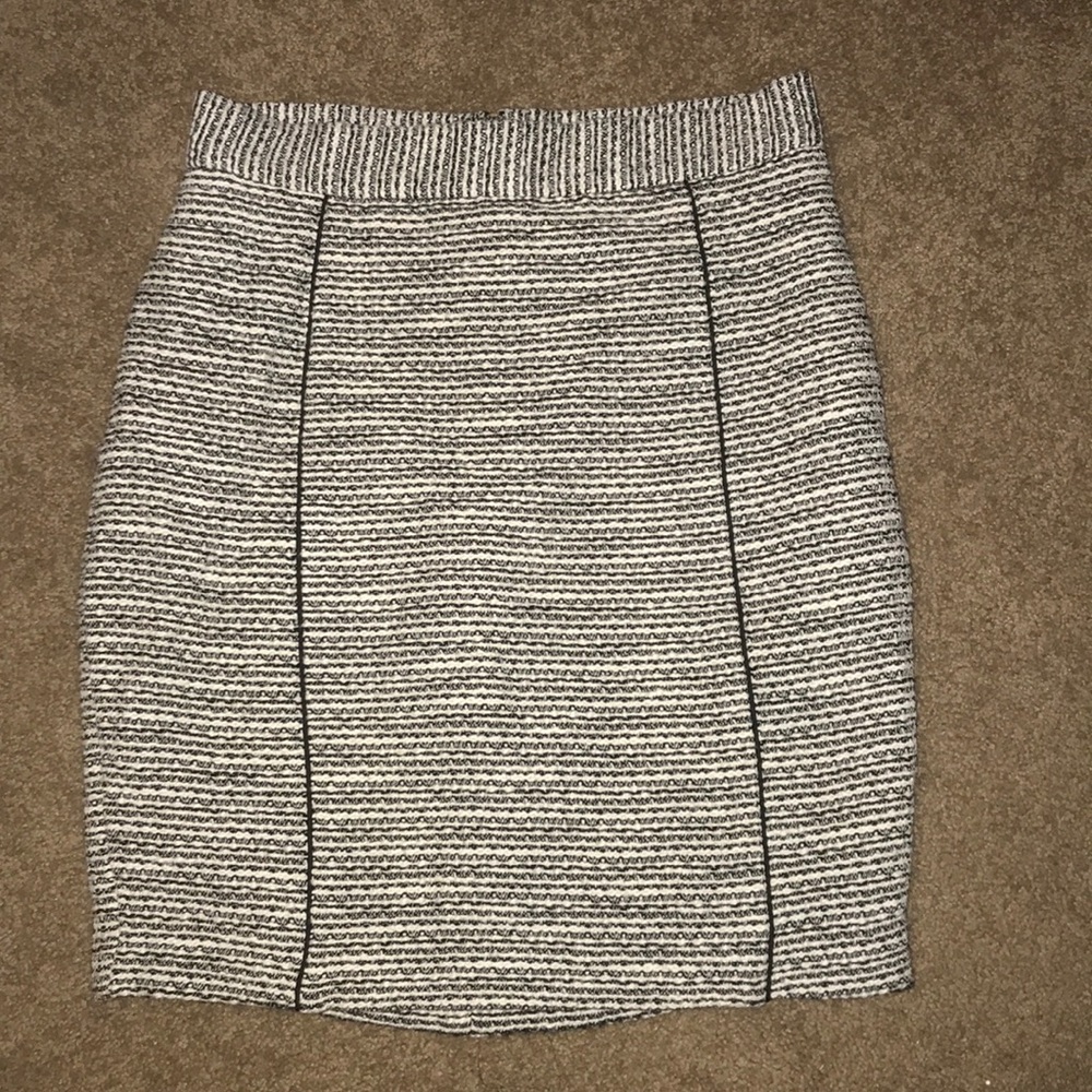 H&M Pencil Skirt